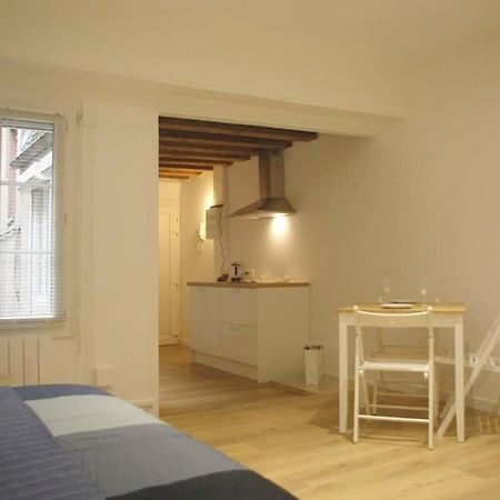 Dijon Standing Historic City Apartment Экстерьер фото