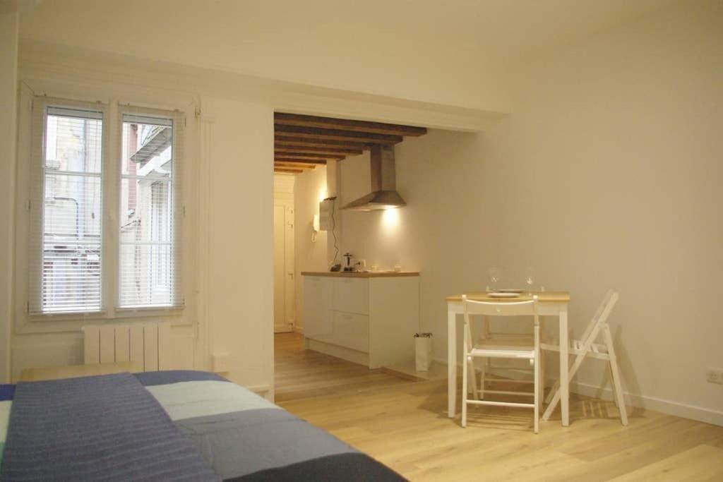 Dijon Standing Historic City Apartment Экстерьер фото